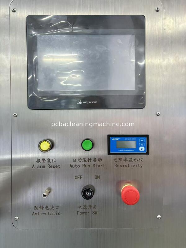 PCB dikte 0,5 tot 3,0 mm SME-5600L PCB-reinigingsmachine Automatische reinigingsapparatuur die de verwerking van circuitboards garandeert